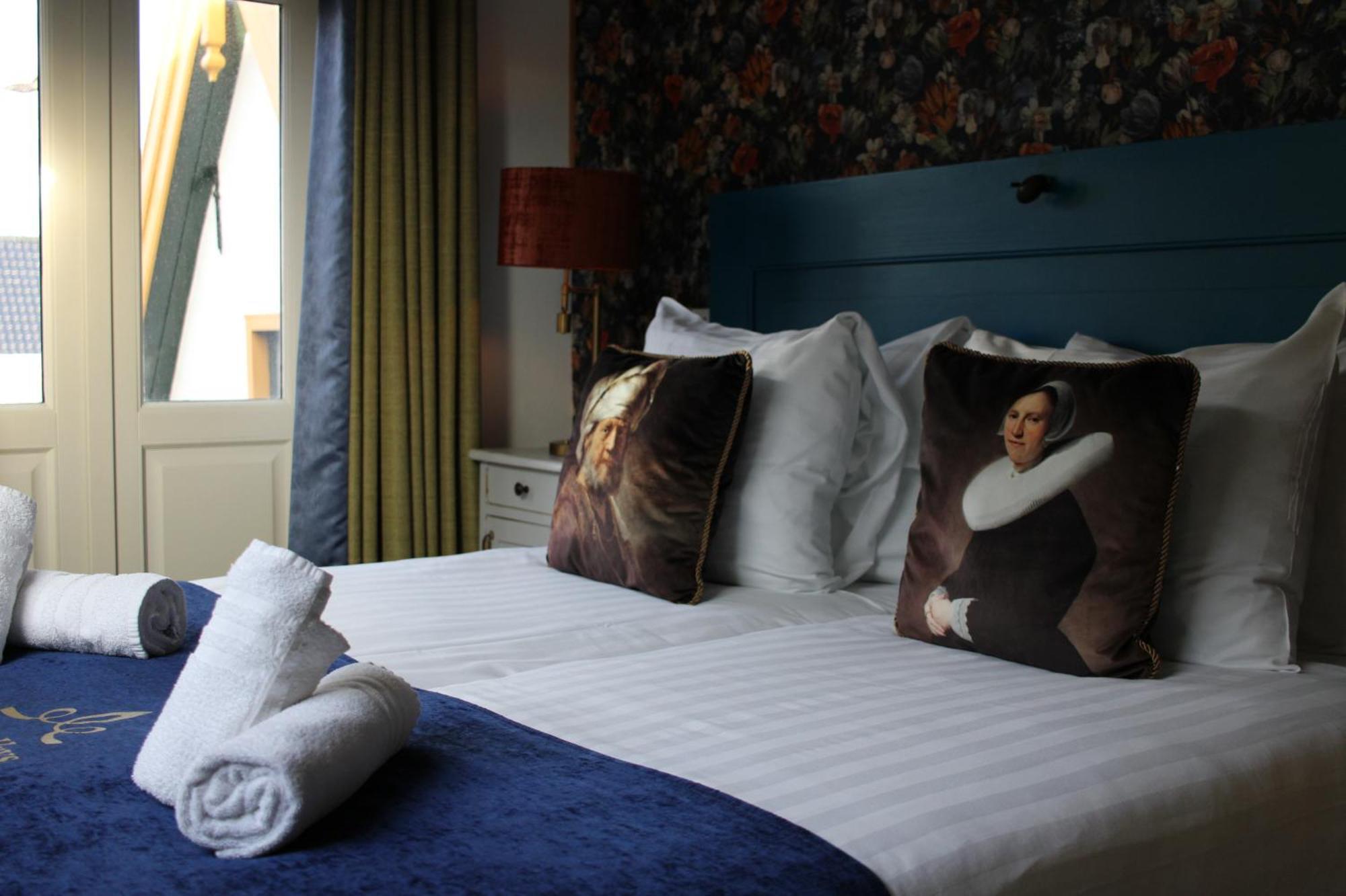 Hotel West Inn Hippolytushoef Екстериор снимка